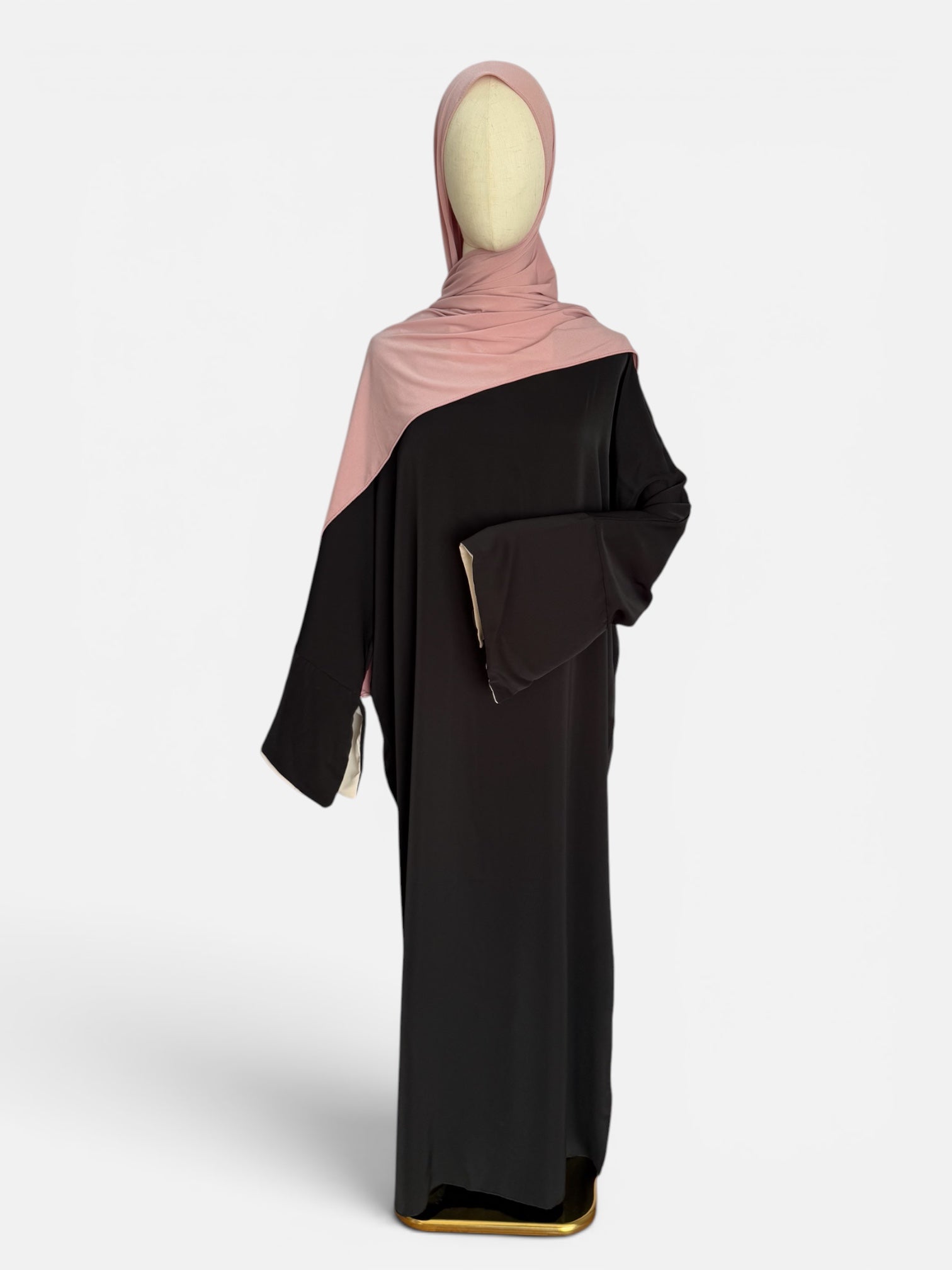 Abaya Noor